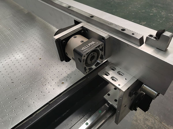Digital Cutting Machine 