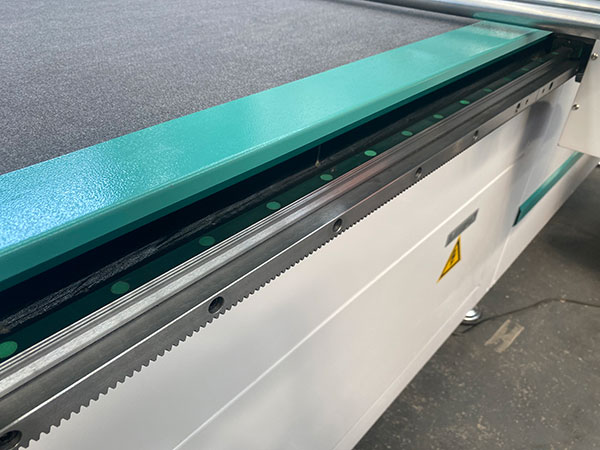Digital Cutting Machine 